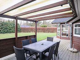 6 Person Holiday Home in Hals-by Traum