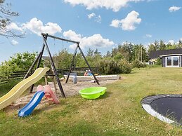 8 Person Holiday Home in Logstor-by Traum