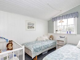 8 Person Holiday Home in Logstor-by Traum