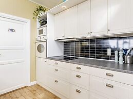 8 Person Holiday Home in Logstor-by Traum