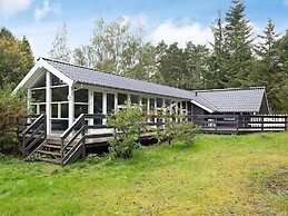 6 Person Holiday Home in Ebeltoft-by Traum