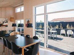 6 Person Holiday Home in Bjert-by Traum