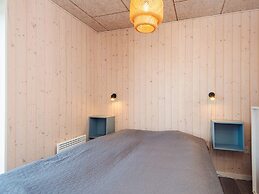 6 Person Holiday Home in Bjert-by Traum