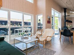 6 Person Holiday Home in Bjert-by Traum