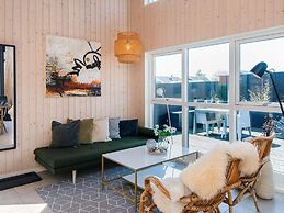6 Person Holiday Home in Bjert-by Traum