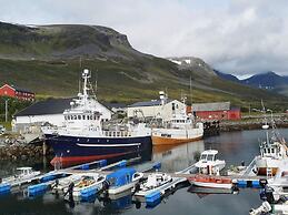 Holiday Home in Arnøyhamn