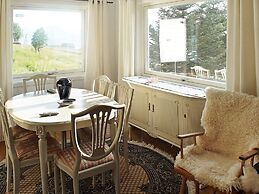 Holiday Home in Arnøyhamn