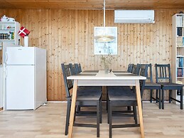 6 Person Holiday Home in Ebeltoft-by Traum