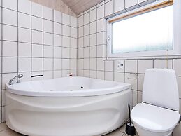 6 Person Holiday Home in Harboore-by Traum