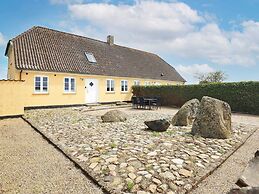 Bohemian Apartment in Faaborg near Sea