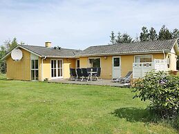 8 Person Holiday Home in Jerup