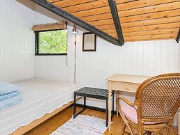 Cozy Holiday Home in Glesborg near Sea