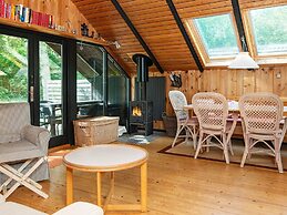 Cozy Holiday Home in Glesborg near Sea