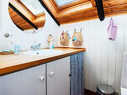 Cozy Holiday Home in Glesborg near Sea