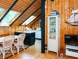 Cozy Holiday Home in Glesborg near Sea