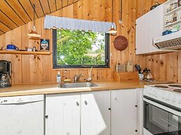 Cozy Holiday Home in Glesborg near Sea