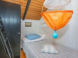 Cozy Holiday Home in Glesborg near Sea