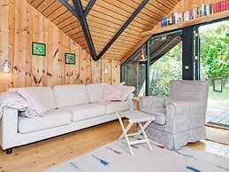 Cozy Holiday Home in Glesborg near Sea