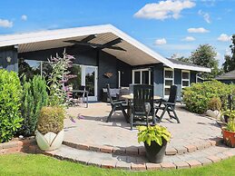 8 Person Holiday Home in Vaeggerlose