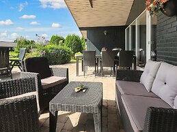 8 Person Holiday Home in Vaeggerlose