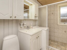 8 Person Holiday Home in Vaeggerlose