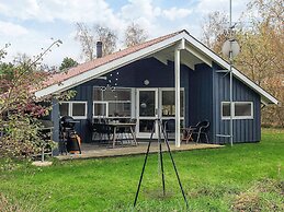 8 Person Holiday Home in Humble-by Traum