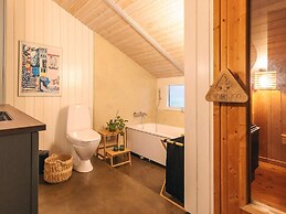 8 Person Holiday Home in Humble-by Traum