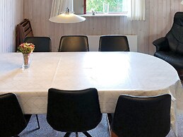 6 Person Holiday Home in Dannemare-by Traum