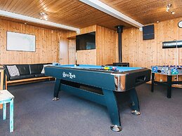 Vintage Holiday Home in Harboøre with Hot Tub