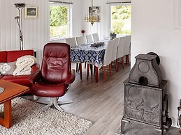 8 Person Holiday Home in Eidsvag-by Traum