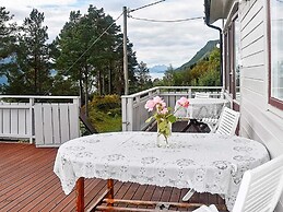 8 Person Holiday Home in Eidsvag-by Traum