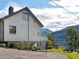 8 Person Holiday Home in Eidsvag-by Traum