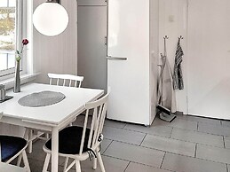 8 Person Holiday Home in Eidsvag-by Traum