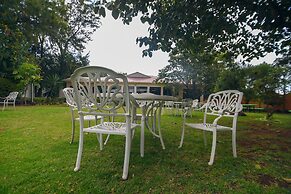 Falcon Heights Hotel