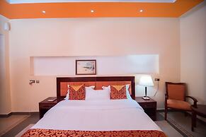 Falcon Heights Hotel