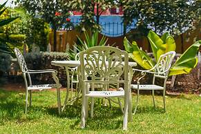 Falcon Heights Hotel