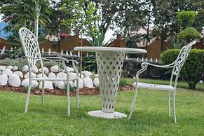 Falcon Heights Hotel