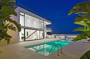 Villa in Ibiza With Sea Views 1023