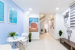 Cozrum Homes Charming Corner