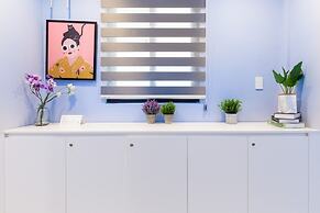 Cozrum Homes Charming Corner