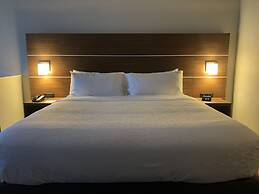 Holiday Inn Express And Suites Madison West - Middleton by IHG