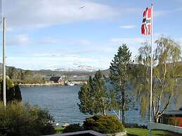 6 Person Holiday Home in Averoy-by Traum