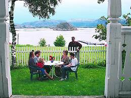 15 Person Holiday Home in Flatanger