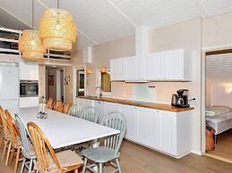 14 Person Holiday Home in Logstor-by Traum