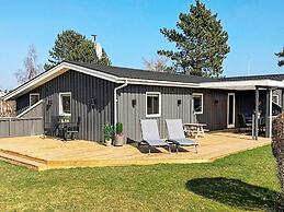 6 Person Holiday Home in Haderslev