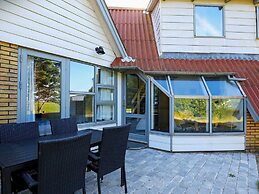 Lovely Holiday Home in Lemvig with Hot Tub