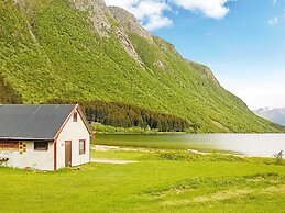 5 Person Holiday Home in Engavagen-by Traum