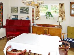 9 Person Holiday Home in Fister