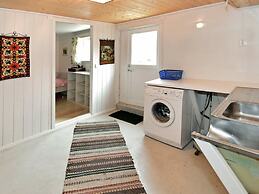 9 Person Holiday Home in Fister