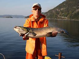 9 Person Holiday Home in Fister